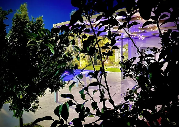 Angolo Paradiso דירה